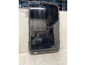 Gebruikte Panoramadak Volkswagen Passat Variant (3G5) 1.6 TDI 16V Prijs € 750,00 Margeregeling aangeboden door Autobedrijf Brooks