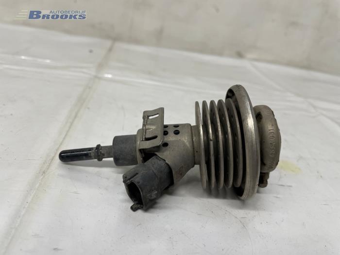 Gebruikte Adblue injector Mercedes Sprinter 3,5t (906.63) 314 CDI 16V Prijs € 45,00 Margeregeling aangeboden door Autobedrijf Brooks