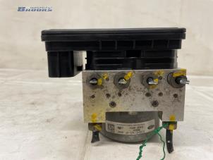 Gebruikte ABS Pomp Ford B-Max (JK8) 1.5 TDCi Prijs € 325,00 Margeregeling aangeboden door Autobedrijf Brooks