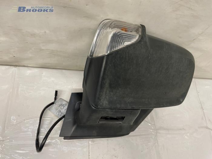 Buitenspiegel rechts van een Mercedes-Benz Sprinter 3,5t (906.63) 314 CDI 16V 2018
