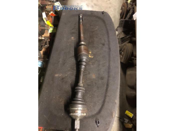 Gebruikte Aandrijfas rechts-voor Peugeot 806 2.0 Turbo SR,ST,SV,Pullman Prijs € 10,00 Margeregeling aangeboden door Autobedrijf Brooks