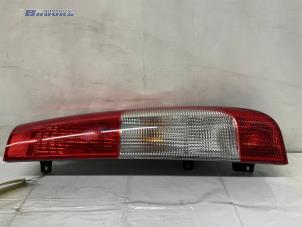 Gebruikte Achterlicht rechts Mercedes Vito (639.6) 2.2 109 CDI 16V Prijs € 40,00 Margeregeling aangeboden door Autobedrijf Brooks