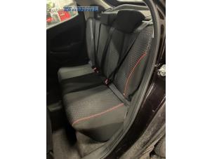 Gebruikte Veiligheidsgordel links-achter Mazda 2 (DE) 1.6 MZ-CD 16V Prijs € 25,00 Margeregeling aangeboden door Autobedrijf Brooks