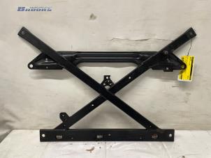 Gebruikte Subframe Audi A4 Avant (B8) 1.8 TFSI 16V Prijs € 20,00 Margeregeling aangeboden door Autobedrijf Brooks