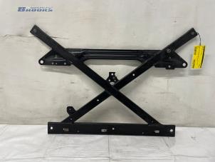 Gebruikte Subframe Audi A4 Avant (B8) 1.8 TFSI 16V Prijs € 20,00 Margeregeling aangeboden door Autobedrijf Brooks