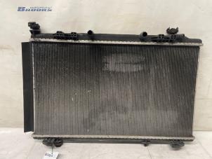 Gebruikte Radiateur Peugeot 2008 (UD/UK/UR/US/UX) e-2008 50 kWh Prijs € 175,00 Margeregeling aangeboden door Autobedrijf Brooks