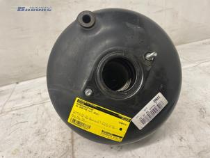 Gebruikte Rembekrachtiger Volkswagen Crafter 2.0 BiTDI Prijs € 70,00 Margeregeling aangeboden door Autobedrijf Brooks