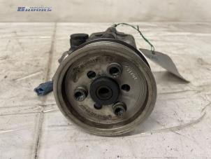 Gebruikte Stuurpomp Volkswagen Crafter 2.0 BiTDI Prijs € 50,00 Margeregeling aangeboden door Autobedrijf Brooks