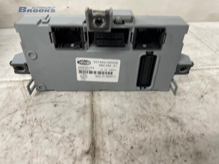 Gebruikte Module Bodycontrol Fiat Croma (194) 2.2 MPI 16V Prijs € 50,00 Margeregeling aangeboden door Autobedrijf Brooks