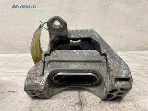 Gebruikte Motorsteun Fiat Croma (194) 2.2 MPI 16V Prijs € 25,00 Margeregeling aangeboden door Autobedrijf Brooks