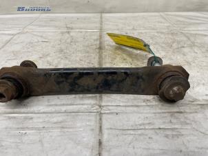 Gebruikte Draagarm rechts-achter Fiat Croma (194) 2.2 MPI 16V Prijs € 15,00 Margeregeling aangeboden door Autobedrijf Brooks