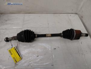 Gebruikte Homokineetas links-voor Ford Grand C-Max (DXA) 1.0 Ti-VCT EcoBoost 12V 125 Prijs € 45,00 Margeregeling aangeboden door Autobedrijf Brooks