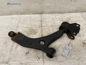 Gebruikte Draagarm rechts-voor Ford Grand C-Max (DXA) 1.0 Ti-VCT EcoBoost 12V 125 Prijs € 25,00 Margeregeling aangeboden door Autobedrijf Brooks