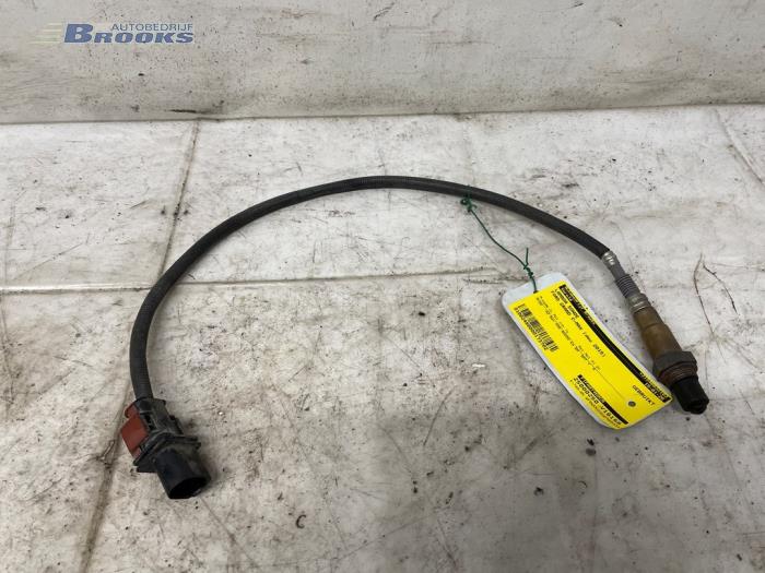 Gebruikte Lambda Sonde Ford Grand C-Max (DXA) 1.0 Ti-VCT EcoBoost 12V 125 Prijs € 25,00 Margeregeling aangeboden door Autobedrijf Brooks