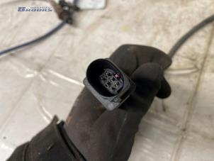 Lambda Sonde van een Ford Grand C-Max (DXA) 1.0 Ti-VCT EcoBoost 12V 125 2015