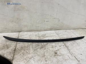 Nieuwe Voorruitlijst Ford Focus 3 1.0 Ti-VCT EcoBoost 12V 100 Prijs € 24,20 Inclusief btw aangeboden door Autobedrijf Brooks