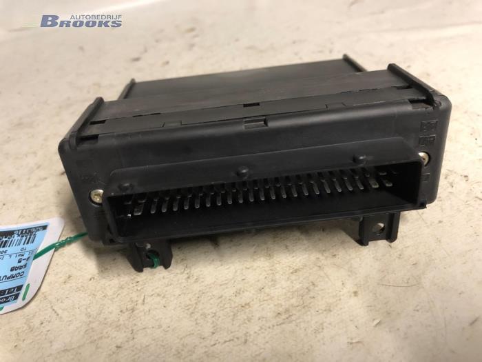 Gebruikte Computer Diversen Saab 9-5 Estate (YS3E) 3.0 TiD V6 24V Prijs € 25,00 Margeregeling aangeboden door Autobedrijf Brooks