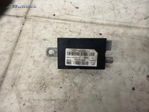 Gebruikte Antenne Versterker Ford B-Max (JK8) 1.5 TDCi Prijs € 15,00 Margeregeling aangeboden door Autobedrijf Brooks