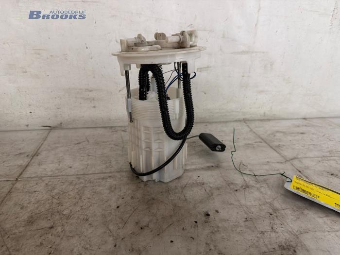 Gebruikte Tank element Pomp Opel Vivaro 1.9 DI Prijs € 30,00 Margeregeling aangeboden door Autobedrijf Brooks