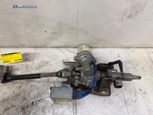 Gebruikte Servo Elektrisch Renault Twingo II (CN) 1.2 16V Prijs € 30,00 Margeregeling aangeboden door Autobedrijf Brooks