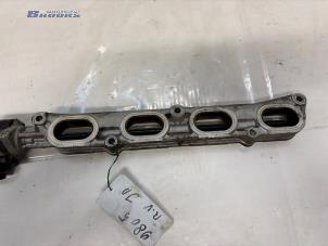 Wervelklep van een Suzuki Grand Vitara II (JT) 2.4 16V 2009