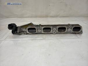 Wervelklep van een Suzuki Grand Vitara II (JT) 2.4 16V 2009