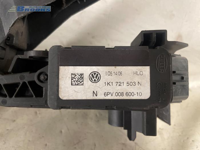 Gaspedaalpositie Sensor van een Volkswagen Eos 2006