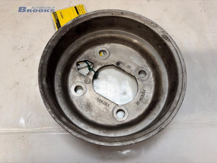 Gebruikte Krukas Poelie BMW 7 serie (F01/02/03/04) 750i,Li,LiS V8 32V Prijs € 20,00 Margeregeling aangeboden door Autobedrijf Brooks