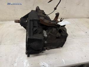 Gebruikte Versnellingsbak Volkswagen Transporter/Caravelle T5 1.9 TDi Prijs € 575,00 Margeregeling aangeboden door Autobedrijf Brooks