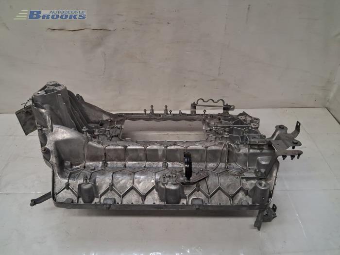 Gebruikte Subframe Mercedes EQB (X243) 250 67 kWh Prijs € 250,00 Margeregeling aangeboden door Autobedrijf Brooks