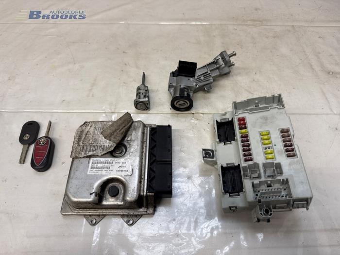 Gebruikte Computer Motormanagement Alfa Romeo Giulietta (940) 1.4 TB 16V MultiAir Prijs € 200,00 Margeregeling aangeboden door Autobedrijf Brooks