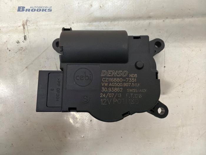 5Q0907511K Motor zur Öffnung der Lüftungsklappen VOLKSWAGEN TOURAN 5T1 134261 online kaufen