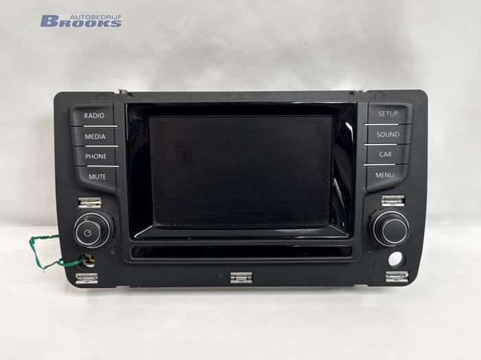 Gebruikte Display Interieur Volkswagen Golf VII (AUA) 1.4 TSI 16V Prijs € 90,00 Margeregeling aangeboden door Autobedrijf Brooks