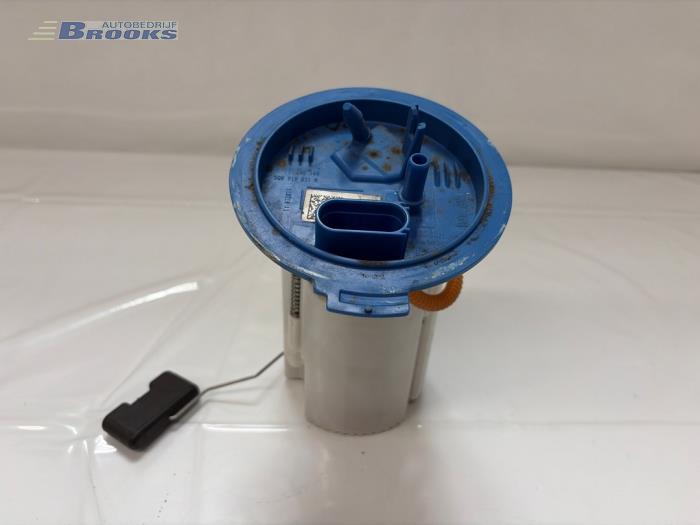Gebruikte Tank element Pomp Volkswagen Golf VII (AUA) 1.4 TSI 16V Prijs € 15,00 Margeregeling aangeboden door Autobedrijf Brooks