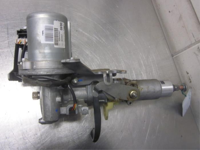 Gebruikte Servo Elektrisch Renault Kangoo Express (FW) 1.5 dCi 70 Prijs € 75,00 Margeregeling aangeboden door Autobedrijf Brooks