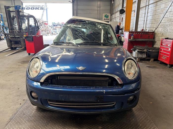 Gebruikte Steekas links-voor Mini Mini (R56) 1.6 16V Cooper Prijs € 20,00 Margeregeling aangeboden door Autobedrijf Brooks