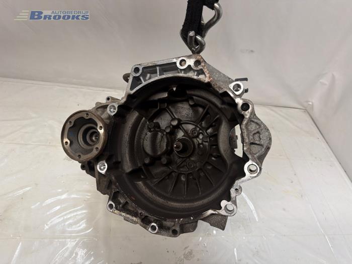 Gebruikte Versnellingsbak Seat Leon (1M1) 1.6 16V Prijs € 140,00 Margeregeling aangeboden door Autobedrijf Brooks