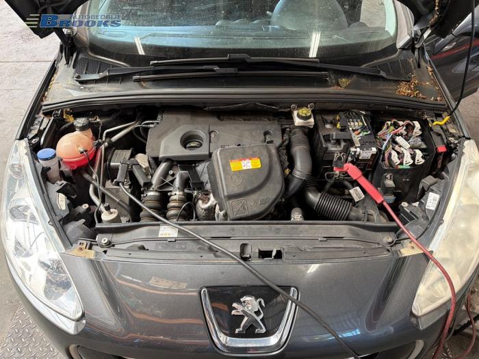 Gebruikte Servopomp Peugeot 308 (4A/C) 1.6 HDi 16V FAP Prijs € 60,00 Margeregeling aangeboden door Autobedrijf Brooks