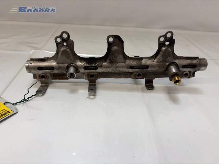 Gebruikte Injector brug Audi A3 (8P1) 1.8 16V TFSI Prijs € 20,00 Margeregeling aangeboden door Autobedrijf Brooks
