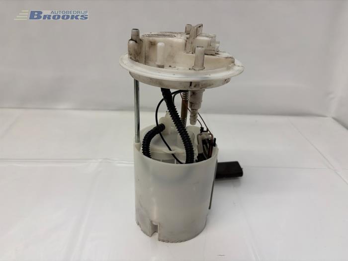 Gebruikte Tank element Pomp Fiat 500 (312) 0.9 TwinAir 80 Prijs € 20,00 Margeregeling aangeboden door Autobedrijf Brooks