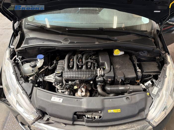 Gebruikte Rembol Peugeot 208 I (CA/CC/CK/CL) 1.2 Vti 12V PureTech Prijs € 20,00 Margeregeling aangeboden door Autobedrijf Brooks