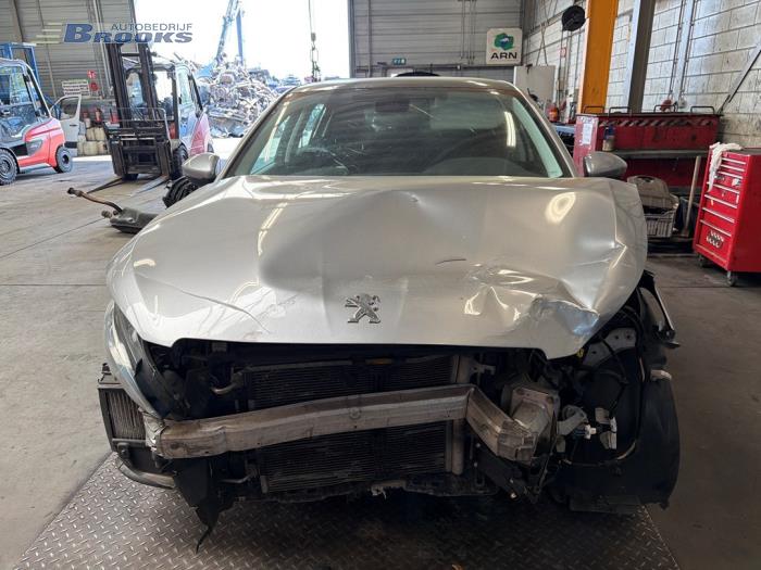 Gebruikte Steekas rechts-voor Peugeot 308 (L3/L8/LB/LH/LP) 1.6 16V THP Prijs € 70,00 Margeregeling aangeboden door Autobedrijf Brooks