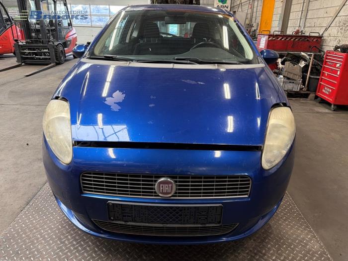 Gebruikte Tank element Pomp Fiat Grande Punto (199) 1.2 Prijs € 20,00 Margeregeling aangeboden door Autobedrijf Brooks