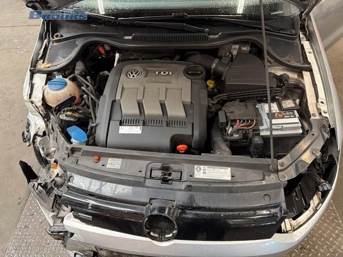 Gebruikte Computer Motormanagement Volkswagen Polo V (6R) 1.2 TDI 12V BlueMotion Prijs € 25,00 Margeregeling aangeboden door Autobedrijf Brooks