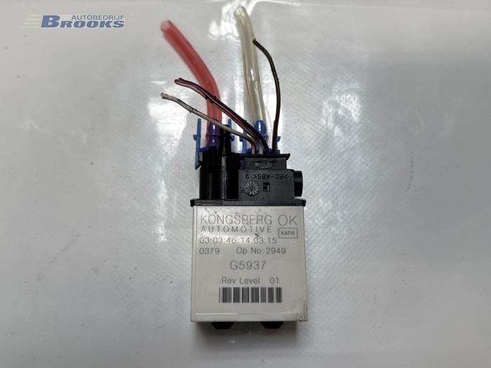 Gebruikte Diversen Landrover Range Rover IV (LG) 4.4 SDV8 32V Prijs € 25,00 Margeregeling aangeboden door Autobedrijf Brooks