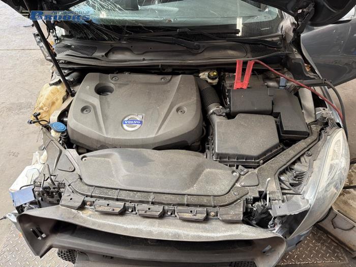 Gebruikte Dynamo Volvo V40 (MV) 2.0 D4 16V Prijs € 35,00 Margeregeling aangeboden door Autobedrijf Brooks