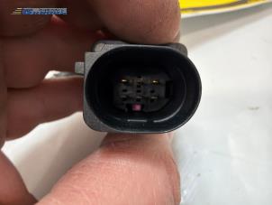 Lambda Sonde van een Ford Focus 3 1.0 Ti-VCT EcoBoost 12V 125 2016