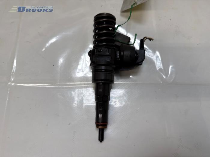 Gebruikte Verstuiver (diesel) Volkswagen Caddy III (2KA,2KH,2CA,2CH) 1.9 TDI Prijs € 20,00 Margeregeling aangeboden door Autobedrijf Brooks