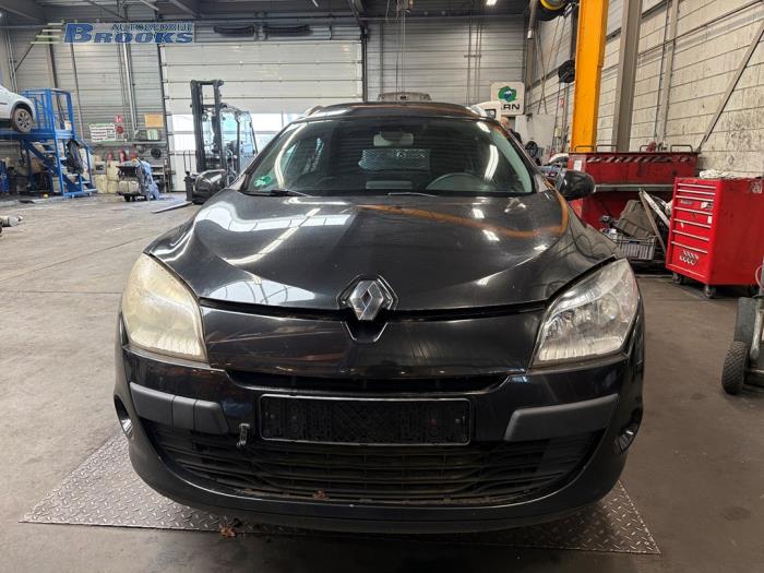 Gebruikte Subframe Renault Megane III Grandtour (KZ) 1.5 dCi 90 Prijs € 50,00 Margeregeling aangeboden door Autobedrijf Brooks
