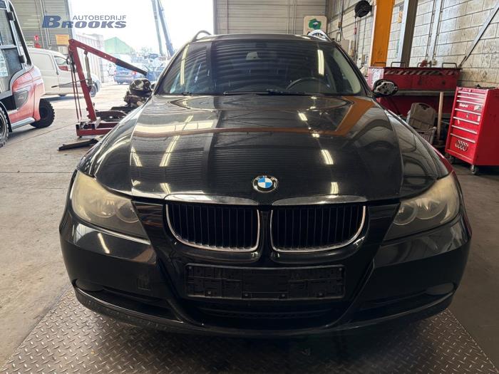 Gebruikte Subframe BMW 3 serie Touring (E91) 320i 16V Prijs € 40,00 Margeregeling aangeboden door Autobedrijf Brooks